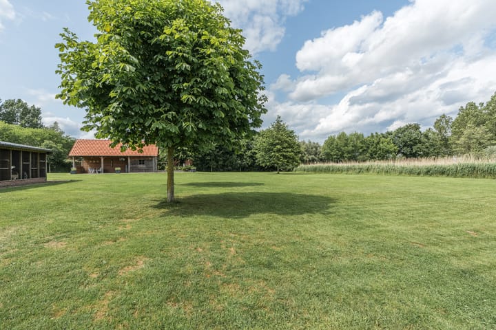 Foto 75 van Bobbenagelseweg 4