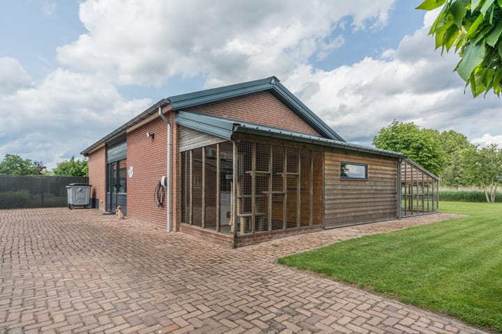 Foto 80 van Bobbenagelseweg 4