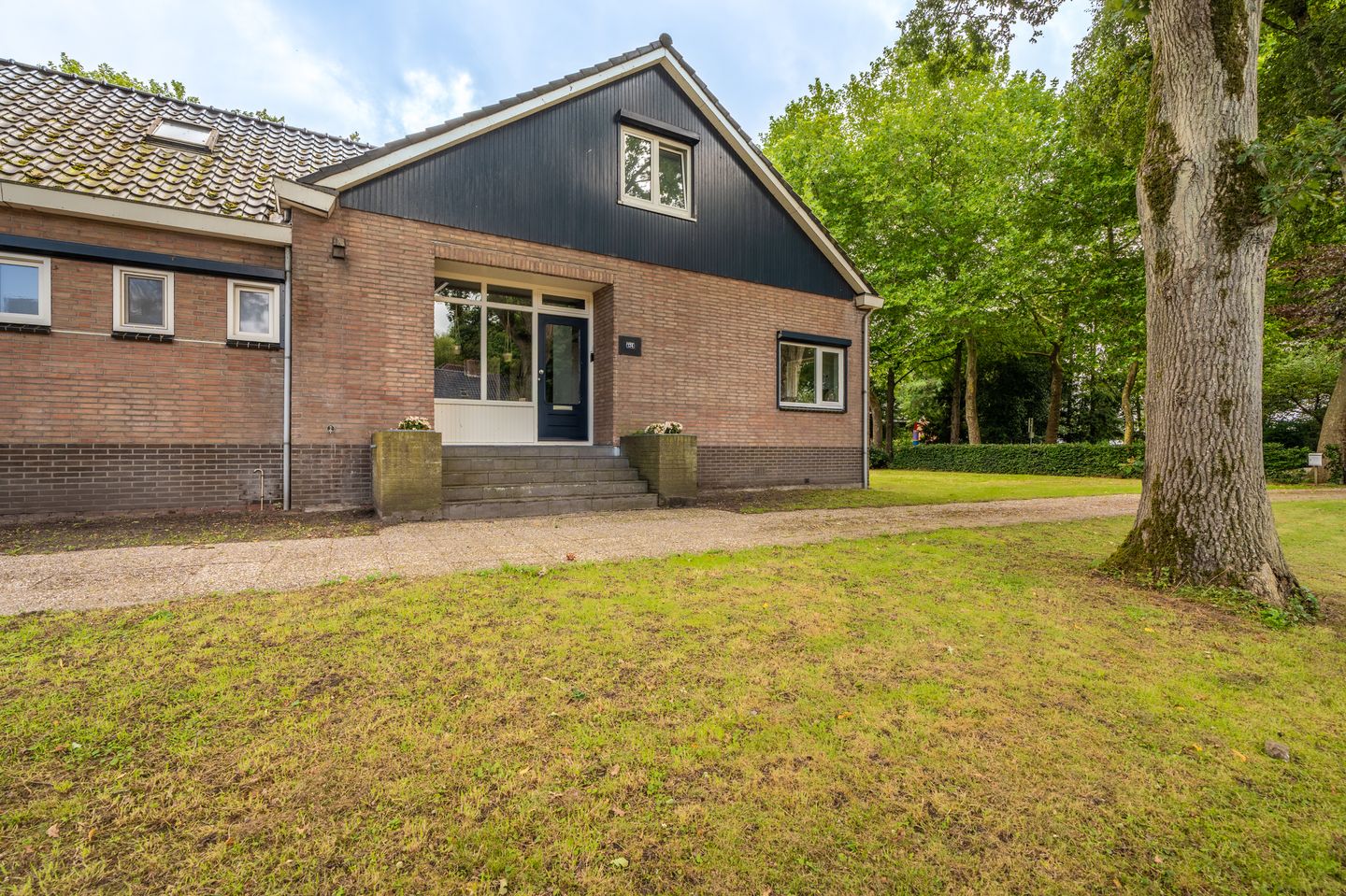 Photo 20 of Hoofdweg 124