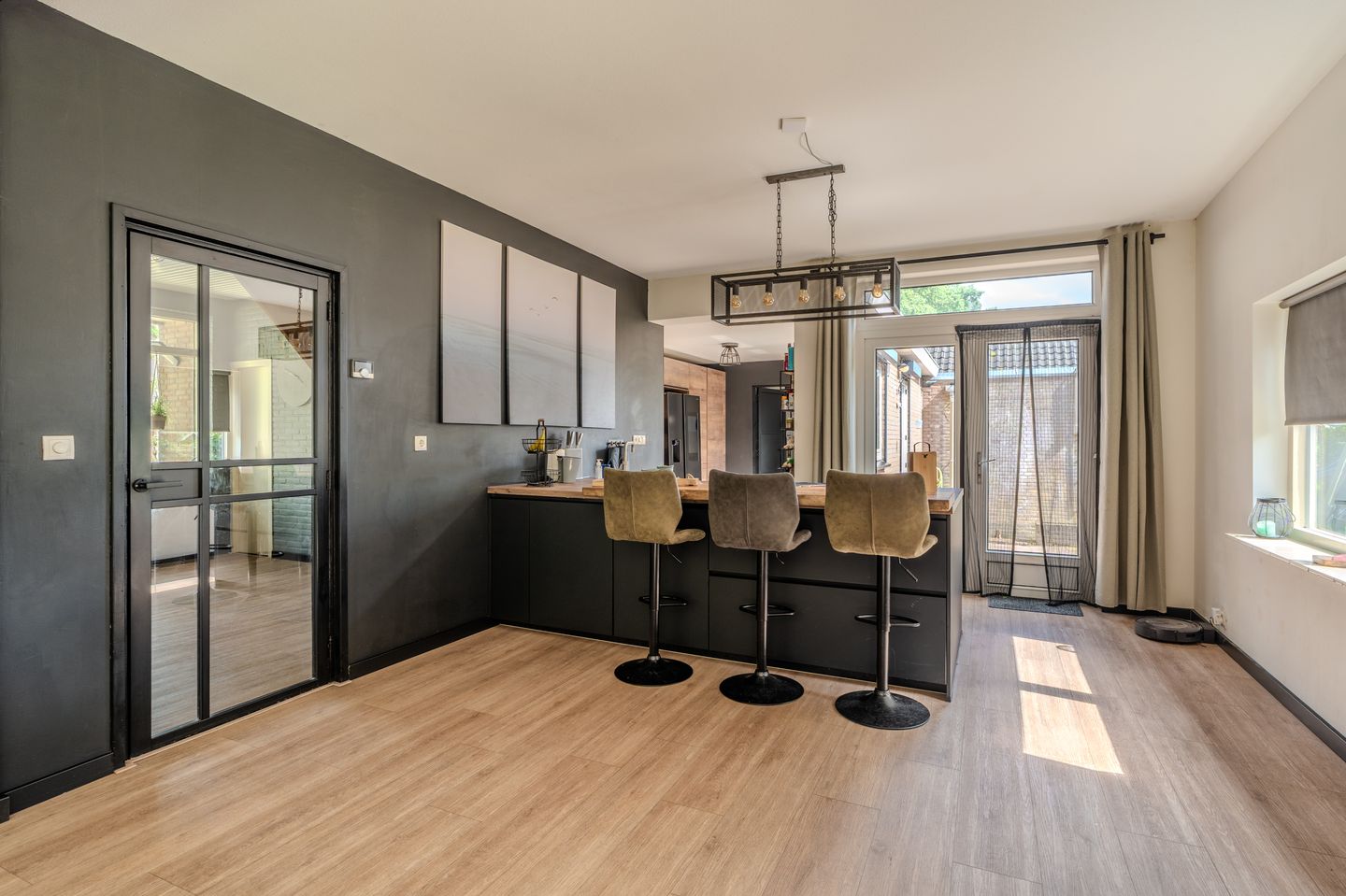 Photo 29 of Hoofdweg 124