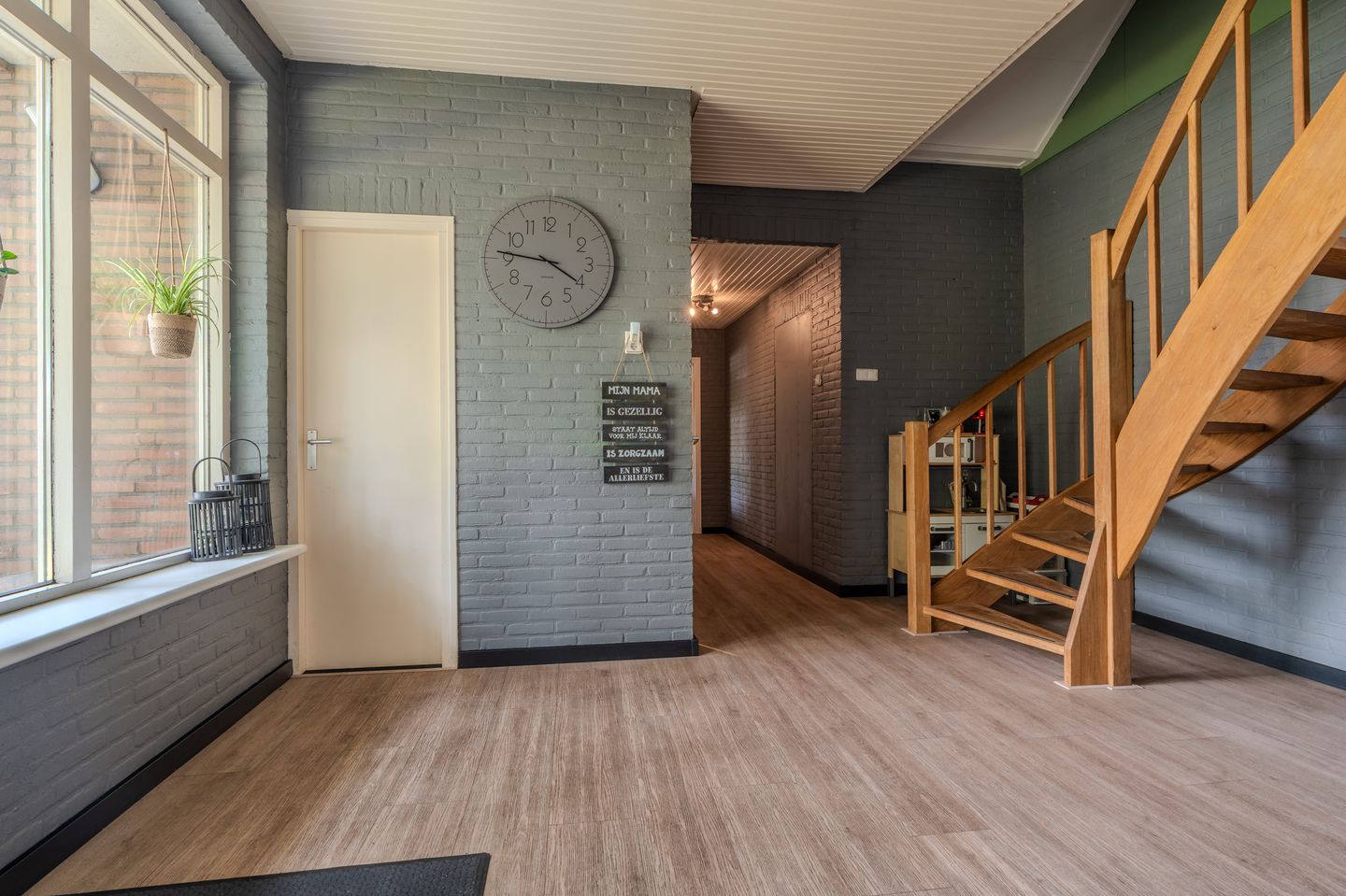 Photo 35 of Hoofdweg 124