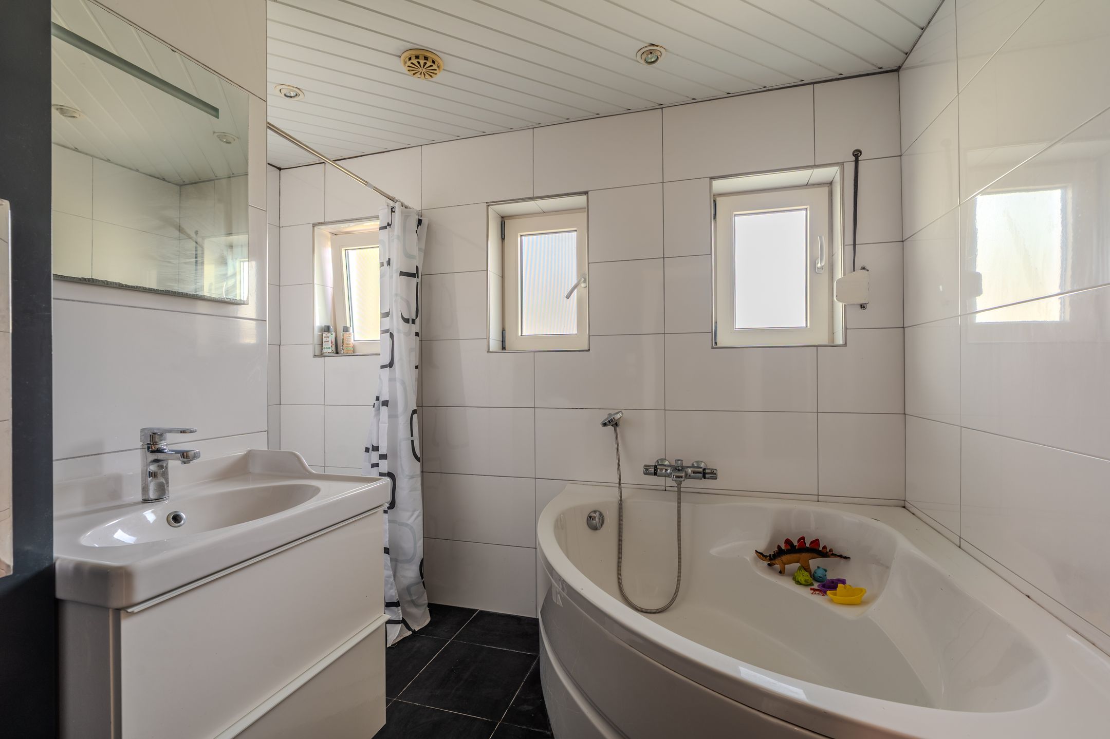 Photo 36 of Hoofdweg 124