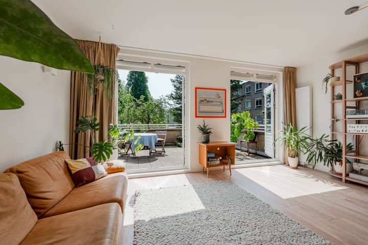 Foto 7 van Berthold Brechtstraat 12