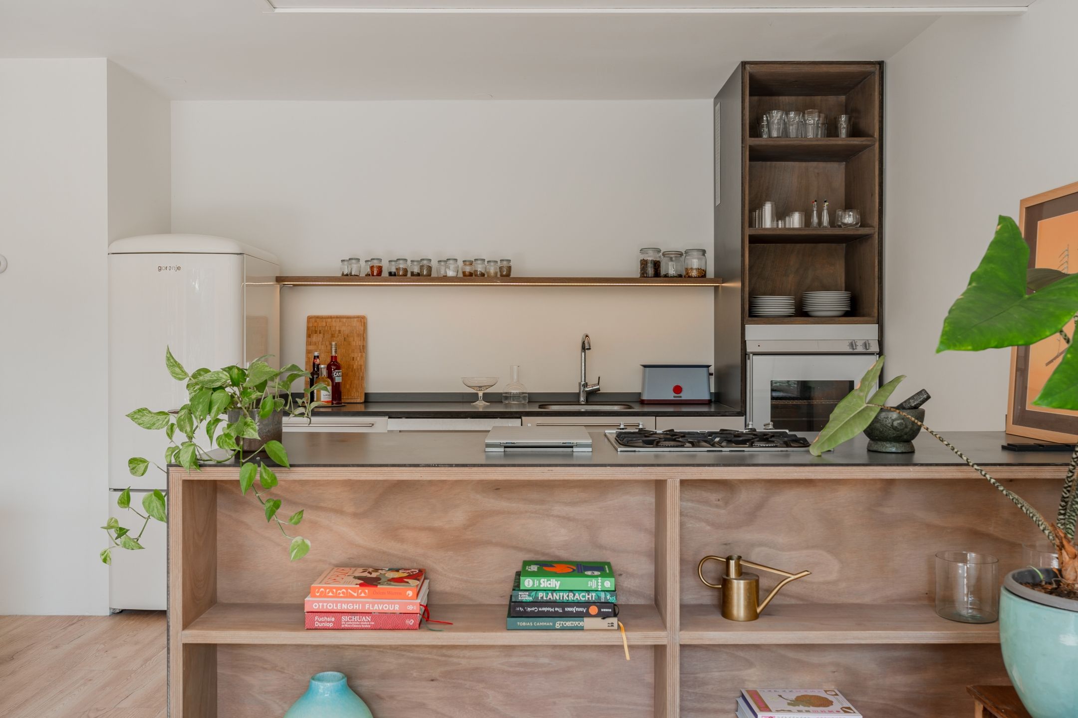 Foto 21 van Berthold Brechtstraat 12