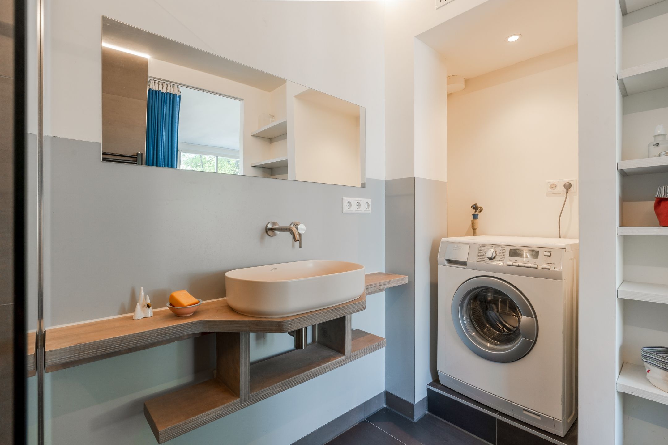 Foto 30 van Berthold Brechtstraat 12