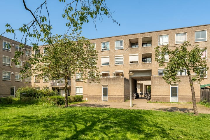 Foto 37 van Berthold Brechtstraat 12