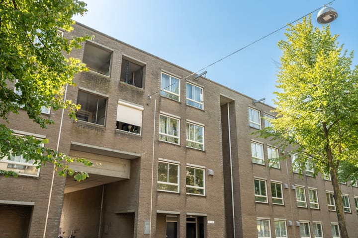 Foto 38 van Berthold Brechtstraat 12