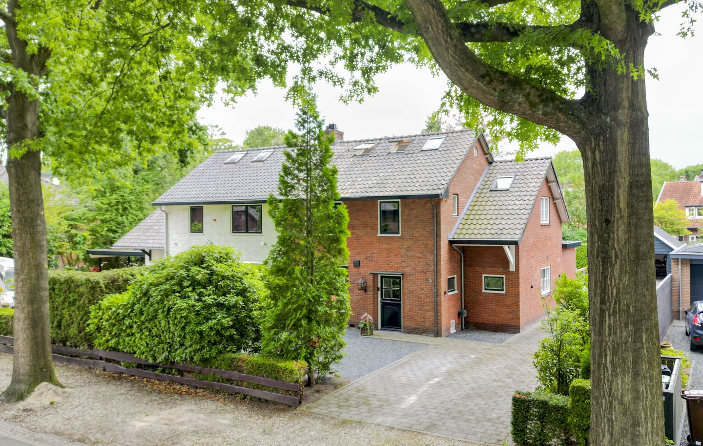 Foto 1 van Dennenlaan 20