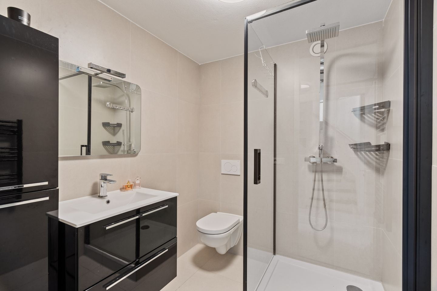 Photo 4 of Vleugelvaren 24