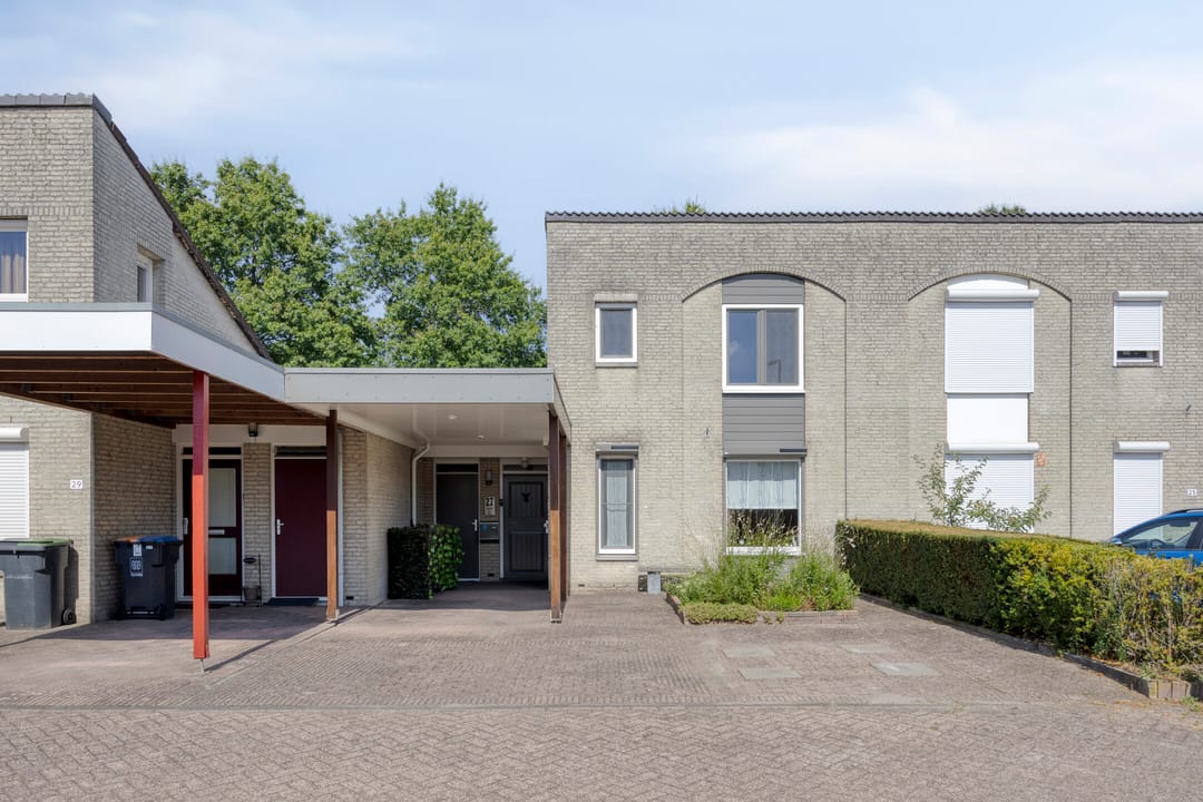 Photo 1 of Barneveldstraat 27