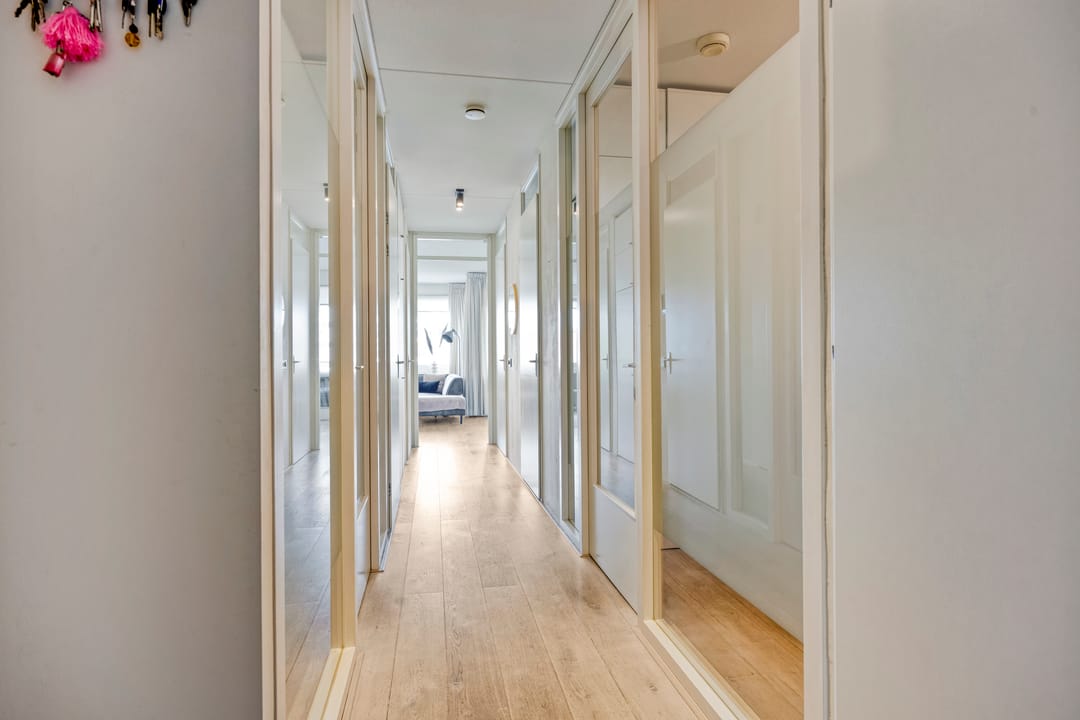 Foto 13 van Confuciusplein 15