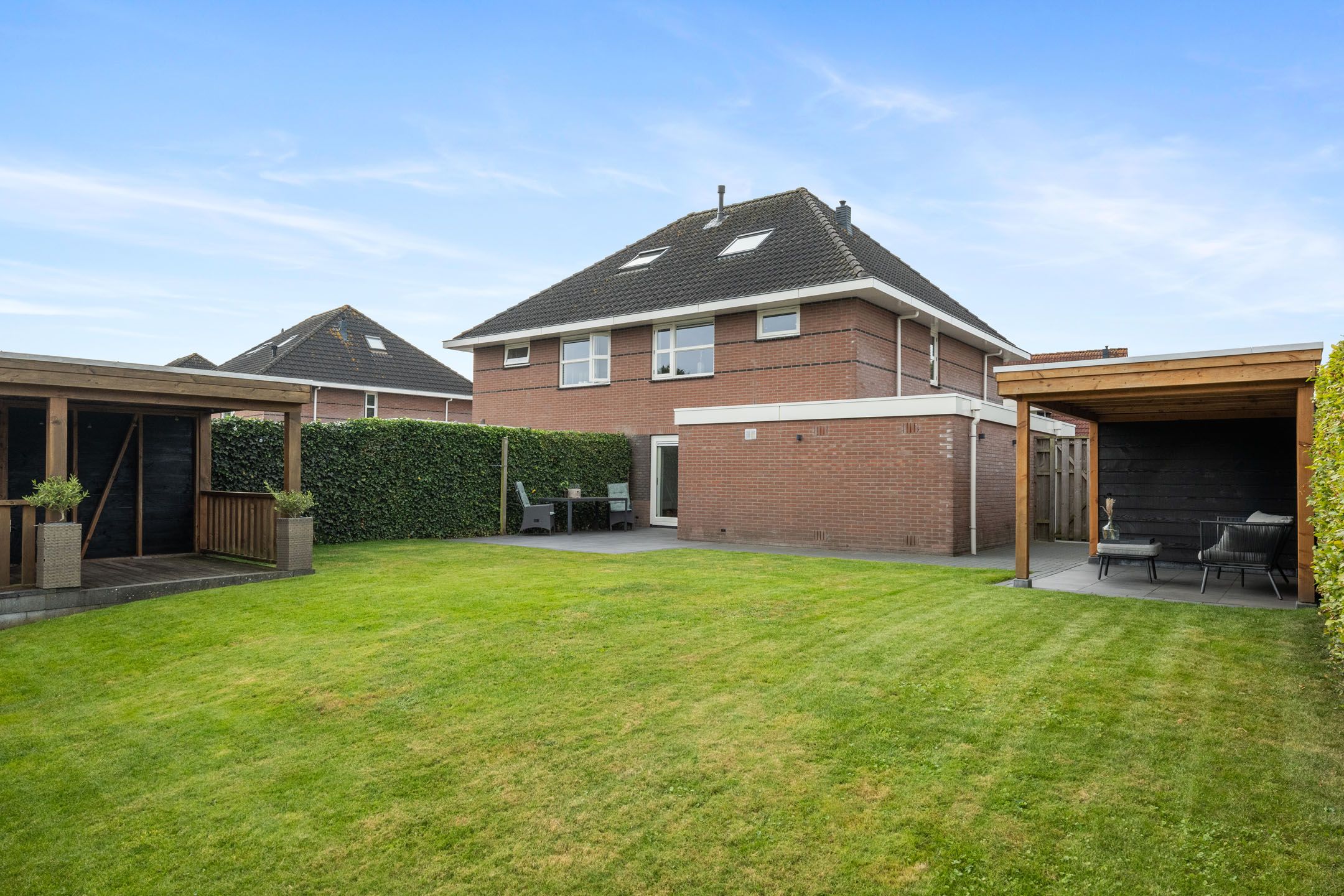 Photo 24 of Papegaaiduiker 18