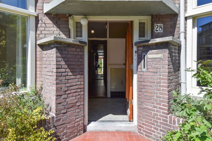 Photo 8 of Schoutenstraat 28