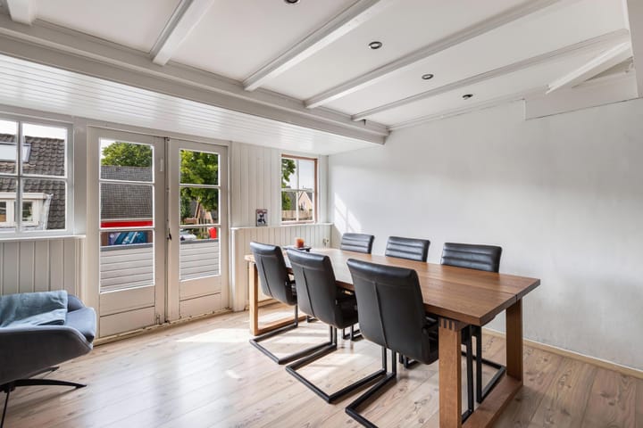 Foto 12 van Middenweg 17