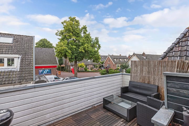 Foto 14 van Middenweg 17