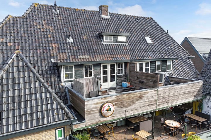 Foto 15 van Middenweg 17