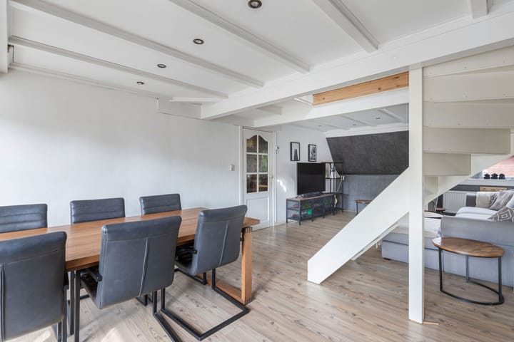 Foto 17 van Middenweg 17