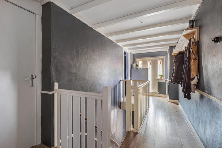 Foto 18 van Middenweg 17