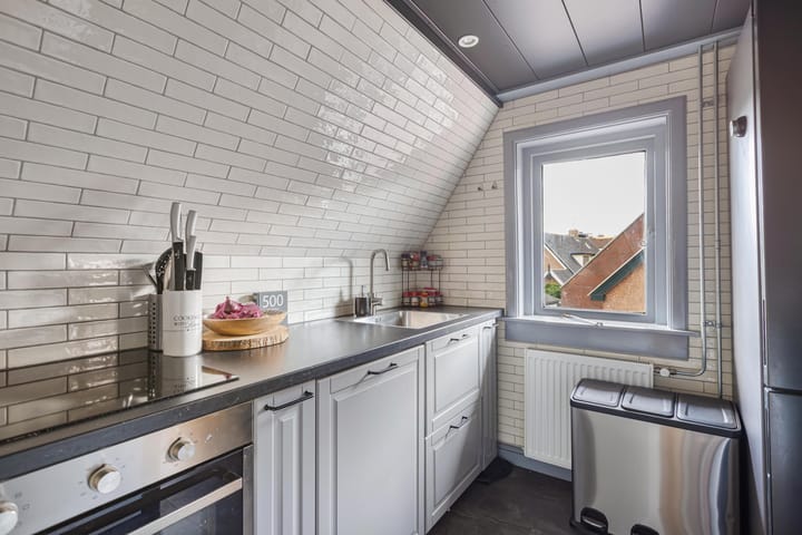 Foto 24 van Middenweg 17