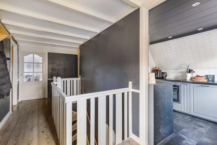 Foto 21 van Middenweg 17