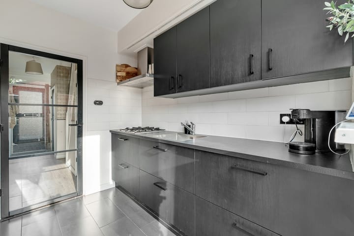 Foto 10 van Jan Steenstraat 33