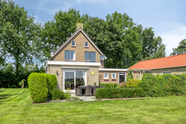 Photo 3 of Streek 75