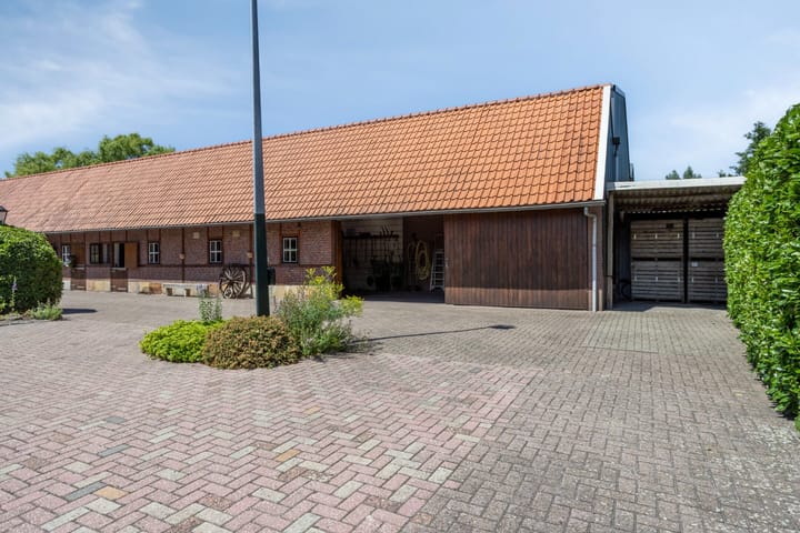 Foto 42 van Sportlaan 2