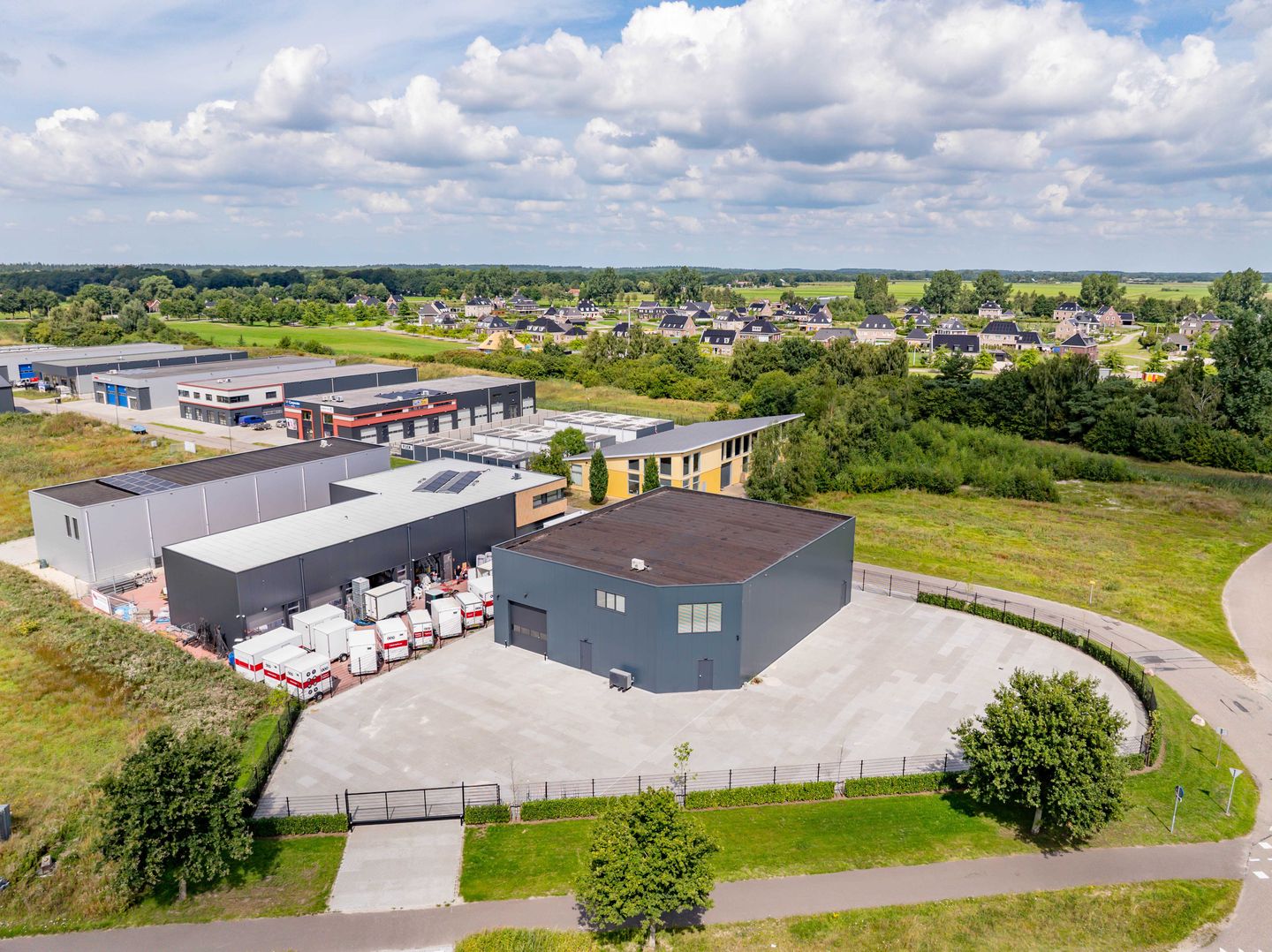 View photo 3 of Eeser Hout 17