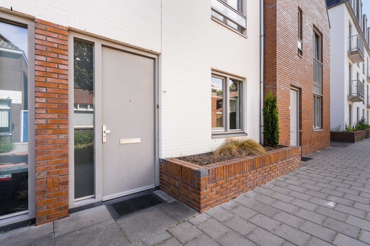 Photo 8 of Wilhelminastraat 59