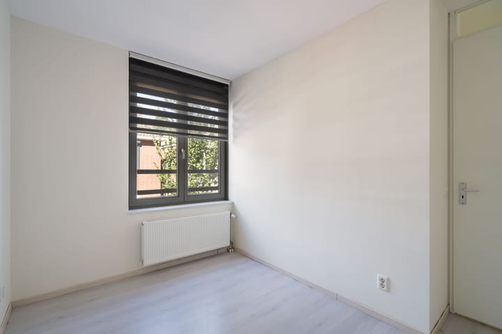 Photo 21 of Wilhelminastraat 59