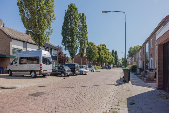 Foto 8 van Karel V Laan 93