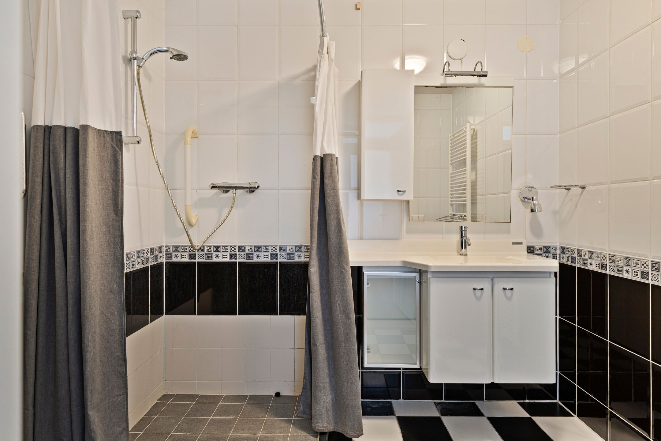 Foto 21 van Piet Mondriaanpad 25