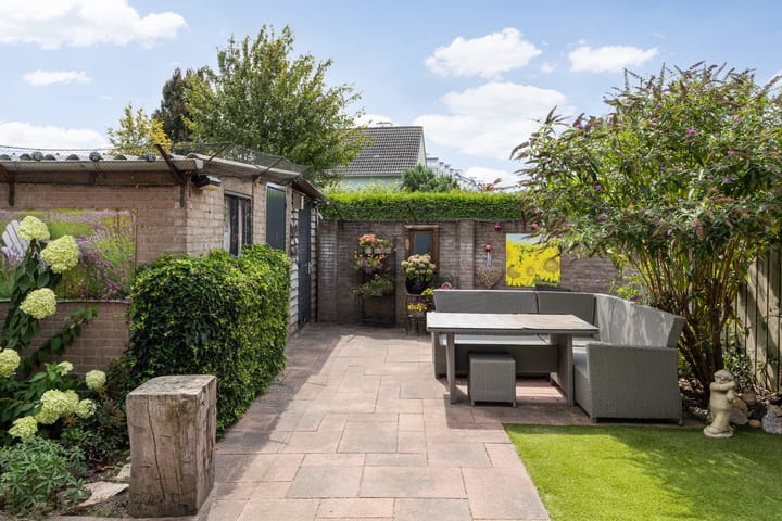 Foto 33 van Fluitekruidstraat 11