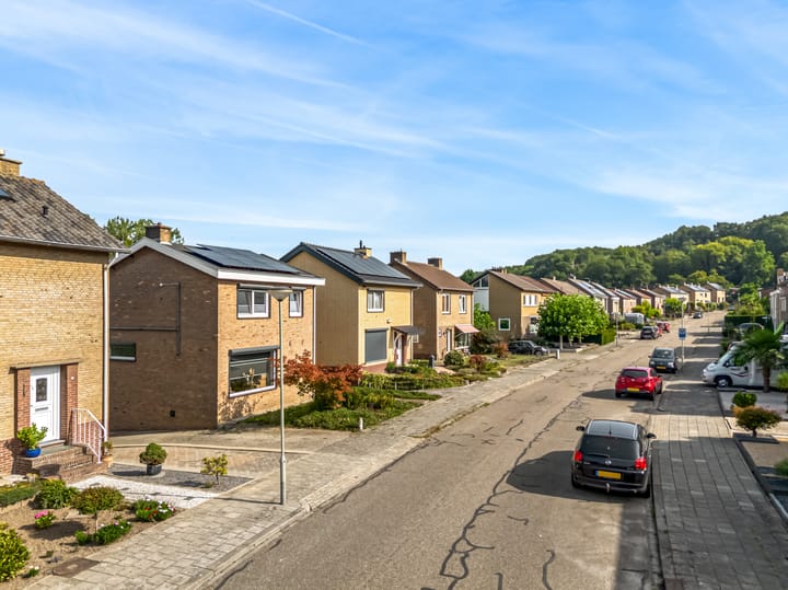 Foto 36 van Graaf Wolter Hoenstraat 42