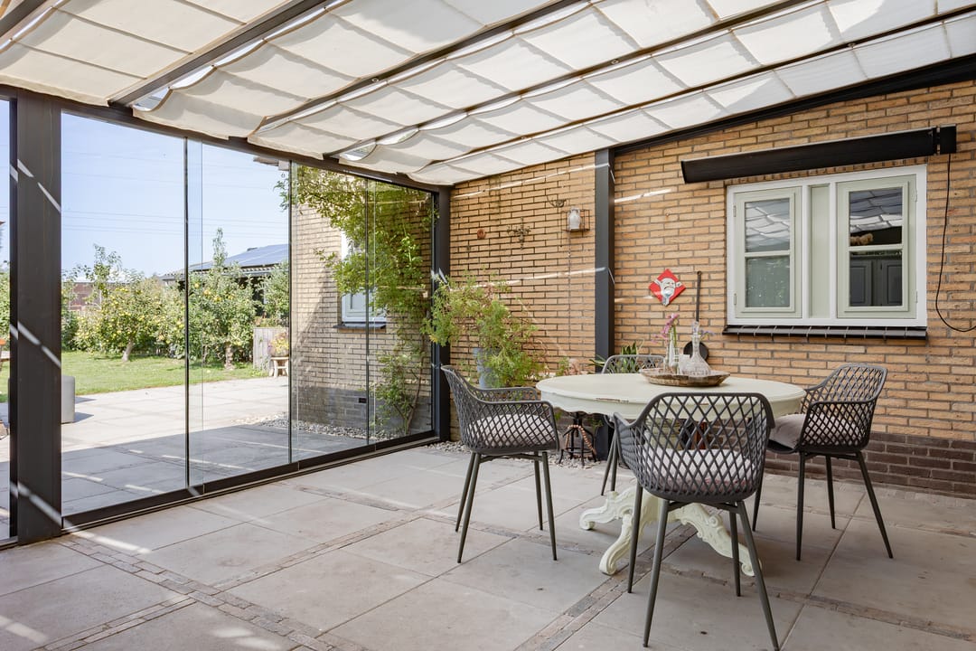 Foto 11 van Lutjewallerweg 10