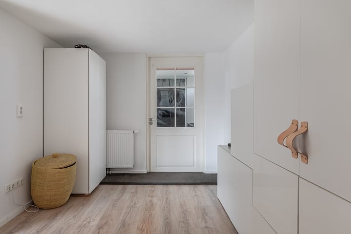 Foto 20 van Lutjewallerweg 10