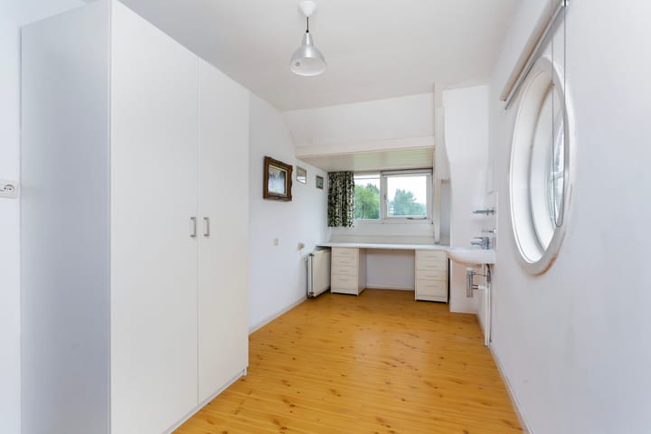 Foto 18 van Leeuweriklaan 9