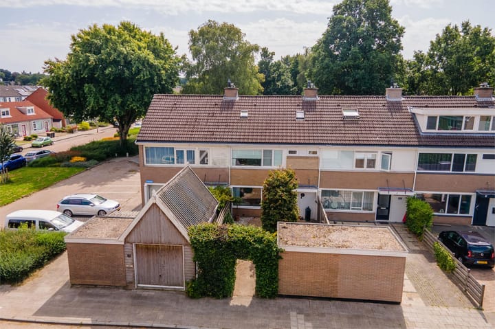 Photo 2 of Lekstraat 80