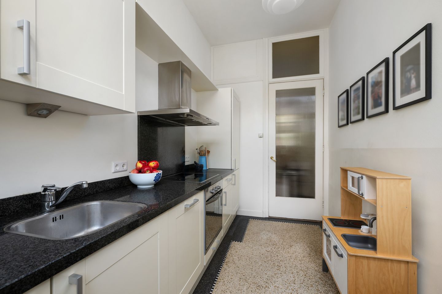 Foto 19 van Rozenburglaan 74