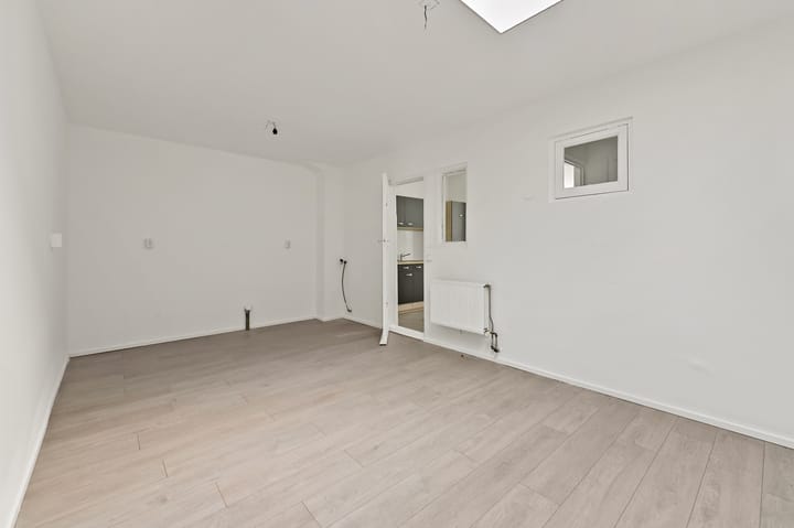 Photo 11 of Zalmstraat 21