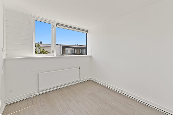 Photo 17 of Zalmstraat 21