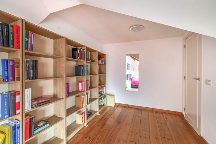 Photo 34 of van Heeswijkstraat 21