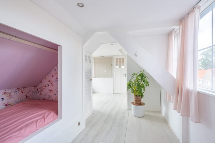 Photo 48 of van Beverwijckstraat 34