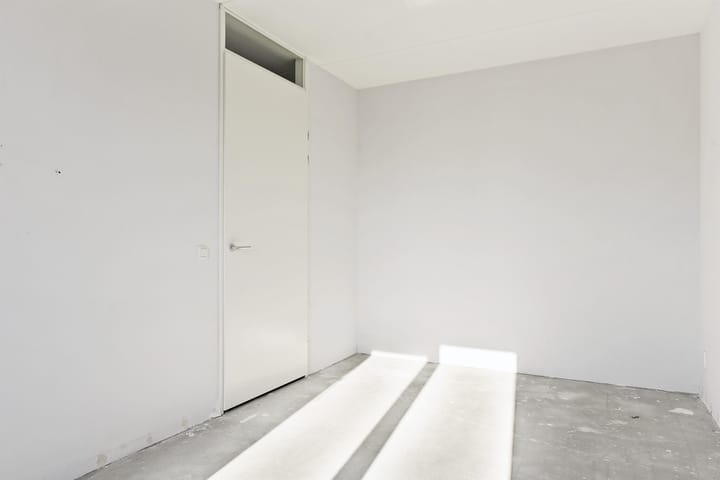 Photo 14 of Bloemenakker 8