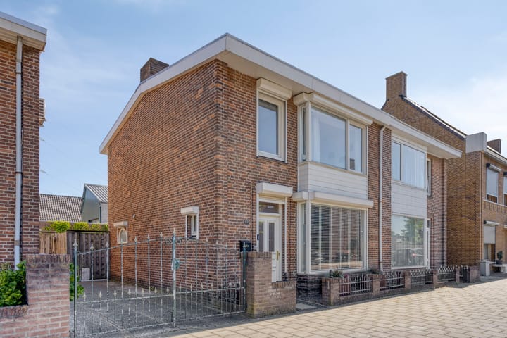 Foto 41 van Hertog Godfriedstraat 57