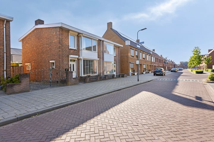 Foto 42 van Hertog Godfriedstraat 57