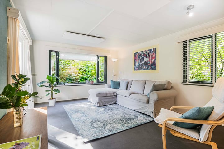 Photo 2 of Laan van Laag Kanje 1-R2417