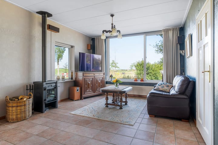 Photo 10 of Swaenwerterdyk 7