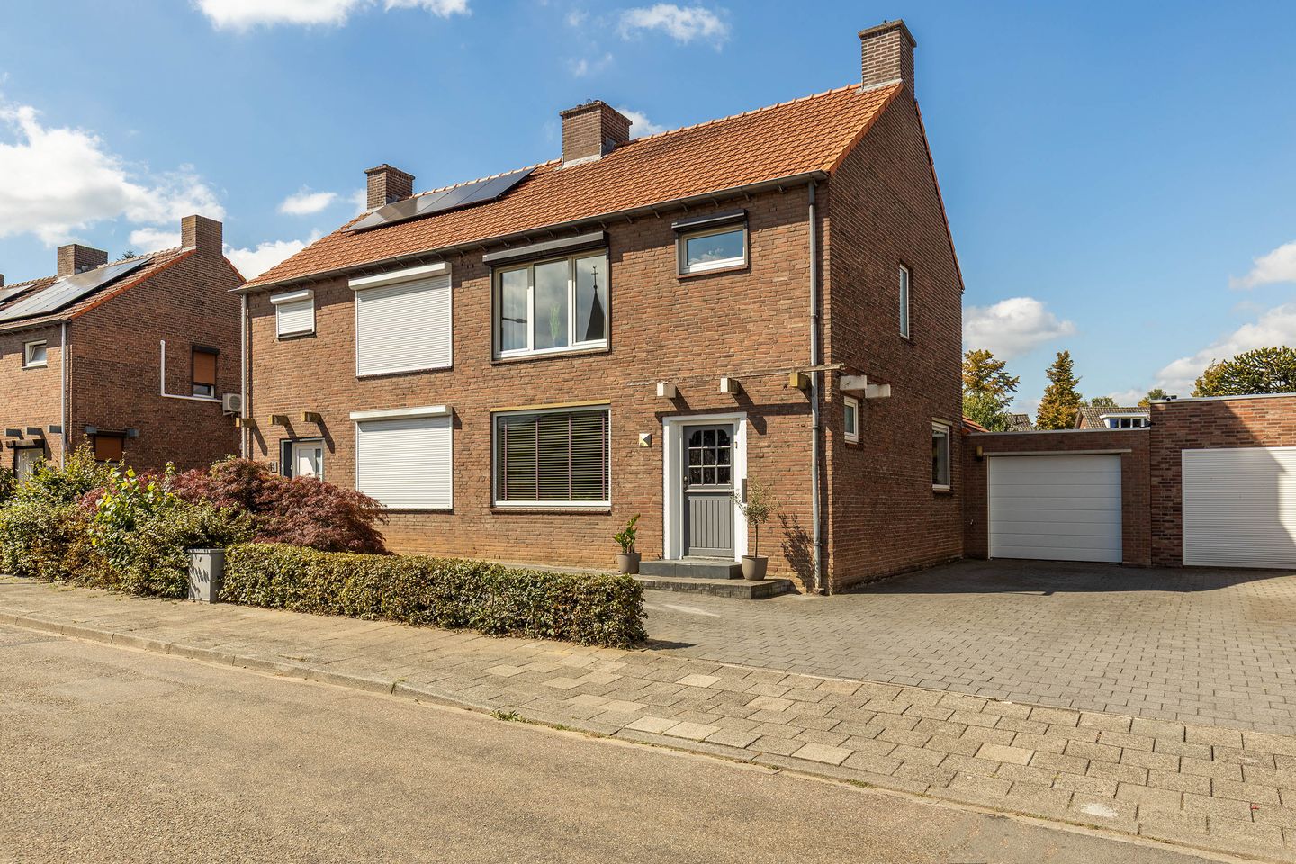 Foto 1 van Pater Chevalierstraat 40