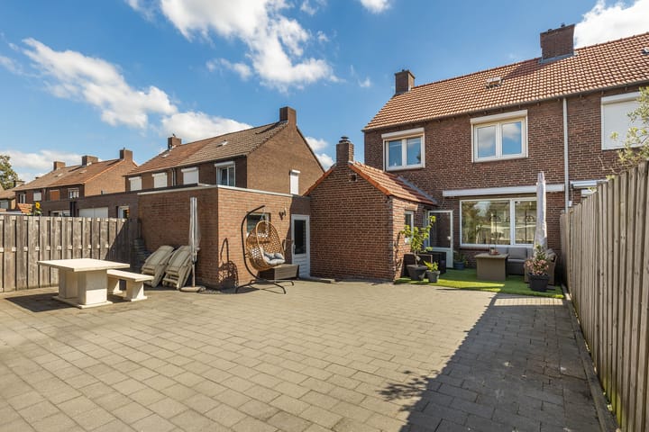 Foto 31 van Pater Chevalierstraat 40